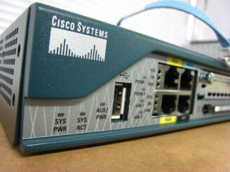 آموزش دستور show interfaces در روتر سیسکو